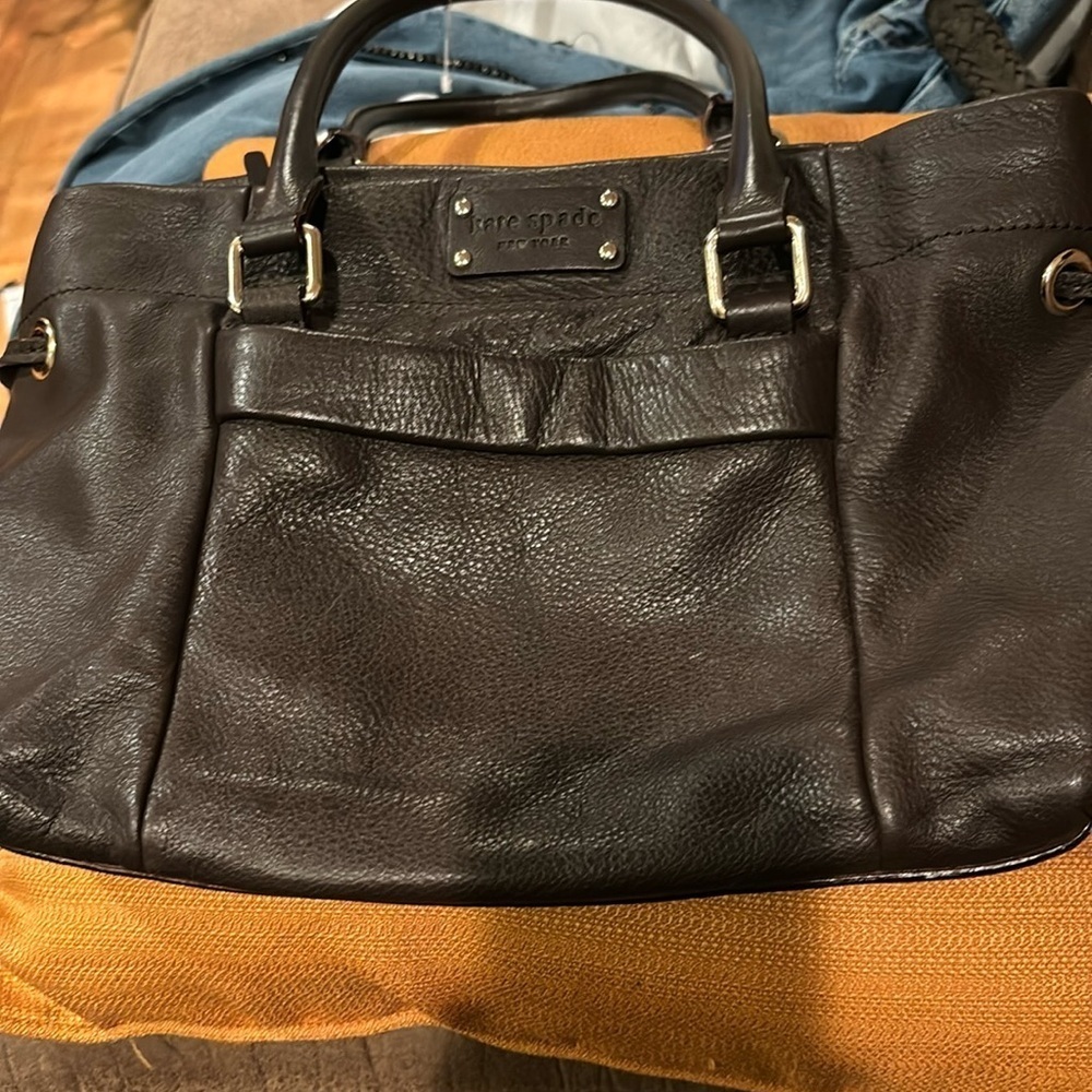 KATE SPADE BROWN LEATHER BAG GORGEOUS LEATHER 15” WIDE 8” LENGTH